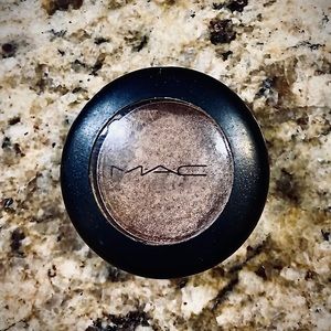 MAC eyeshadow